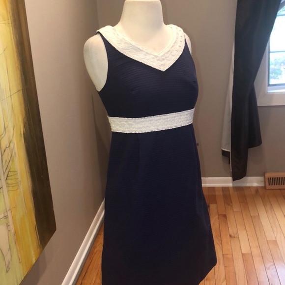 Lilly Pulitzer Dress - Picture 5 of 8